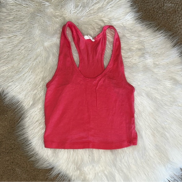 EUC medium Zenana Outfitters racer back crop tank top. - Picture 1 of 2